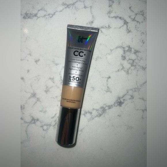 IT Cosmetics CC+ Cream with SPF 50 - Picture 3 of 3